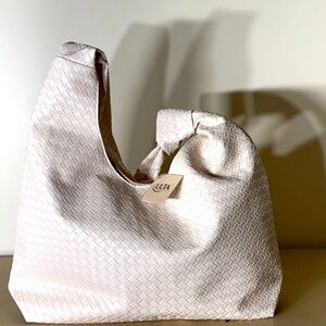 Weave tote bag